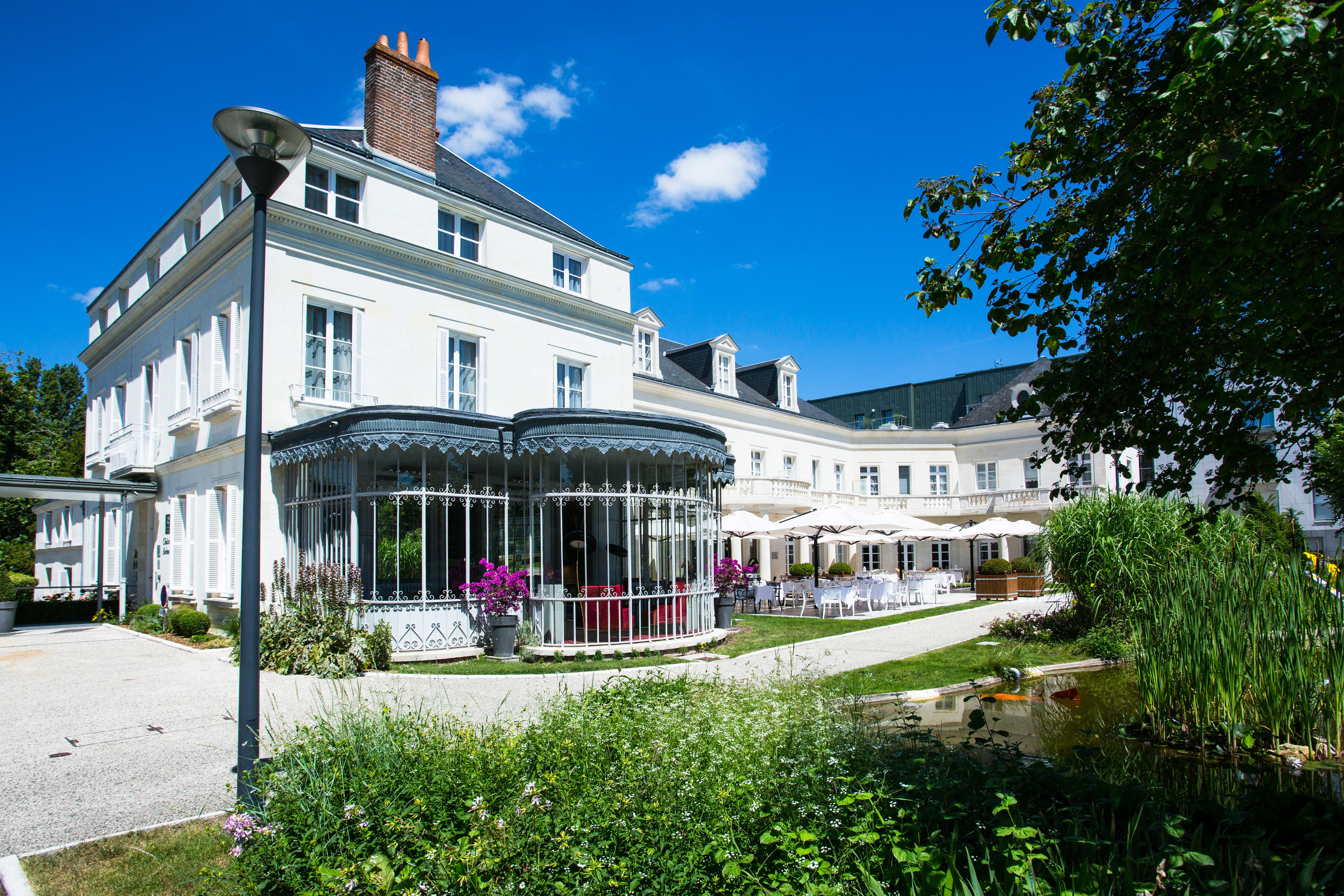 Отель Chateau Belmont Tours By The Crest Collection Экстерьер фото